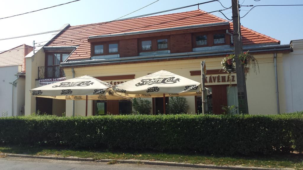 טרקל Hanna Szobai מראה חיצוני תמונה